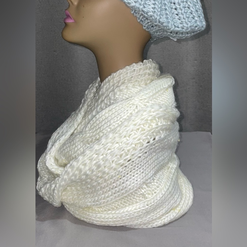 White Infinity Scarf - Picture 2 of 6
